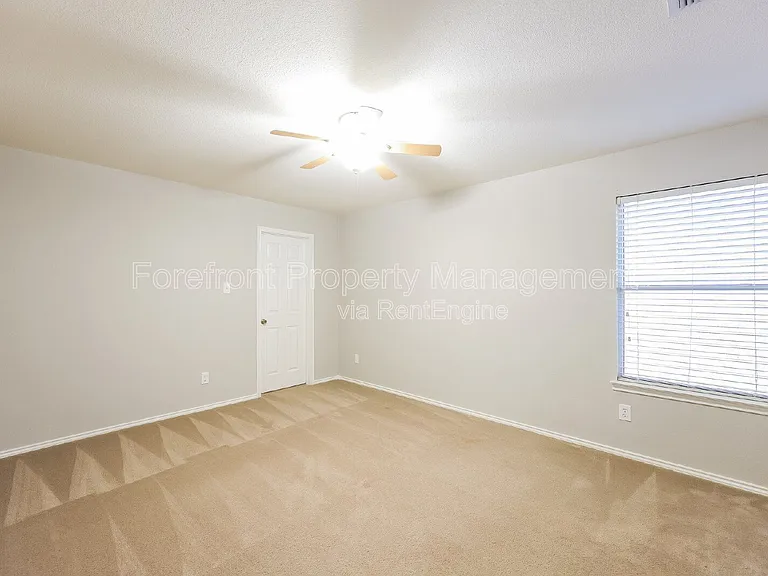 12102 Medina Ml — Photo 11
