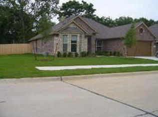 150 Springtree St, Denton, TX 76209