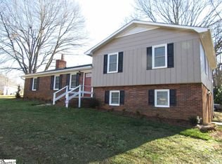 110 McCue St, Easley, SC 29642