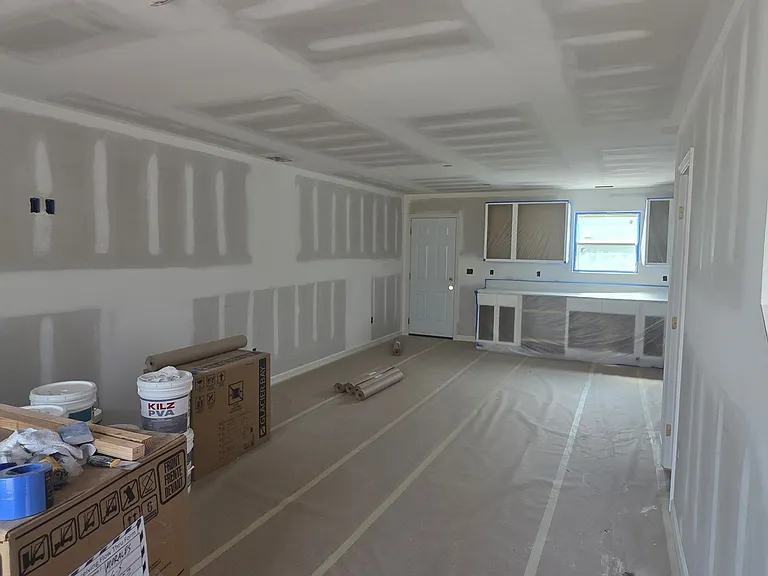 219 Mullican St #1 — Photo 5