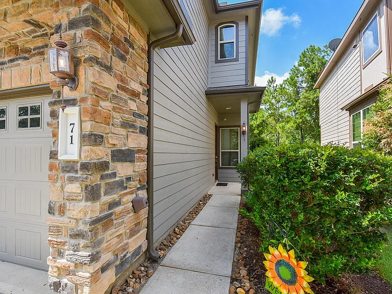 71 Aventura Pl — Photo 2