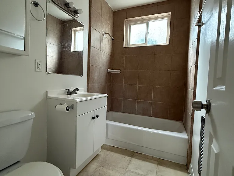 400 S Marengo Ave #4 — Photo 10