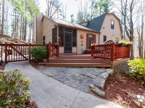 140 White Oak Gap Rd, Asheville, NC 28803