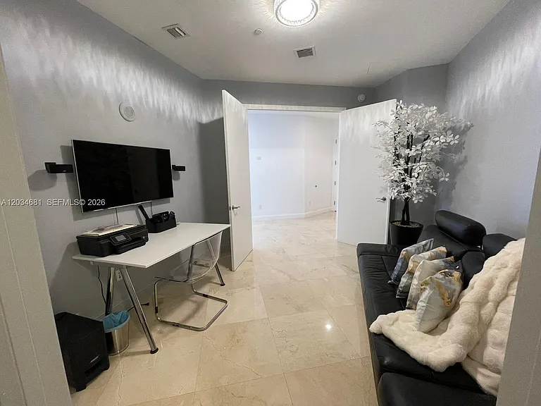 16001 Collins Ave #4107 — Photo 29