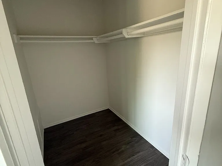 912 E La Palma — Photo 14