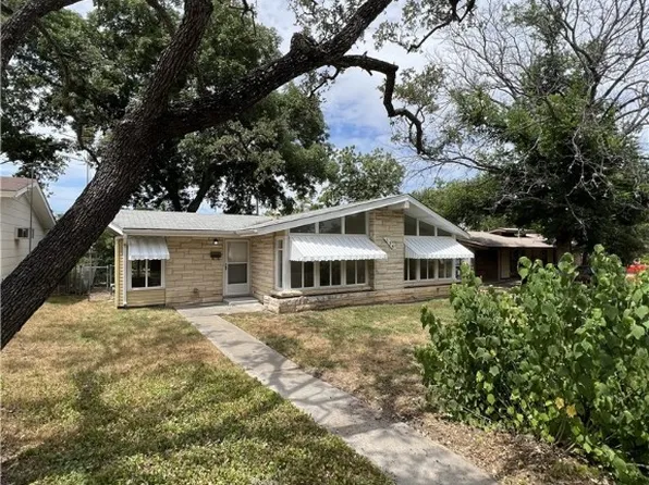 123 Sullivan Dr, San Antonio, TX 78213