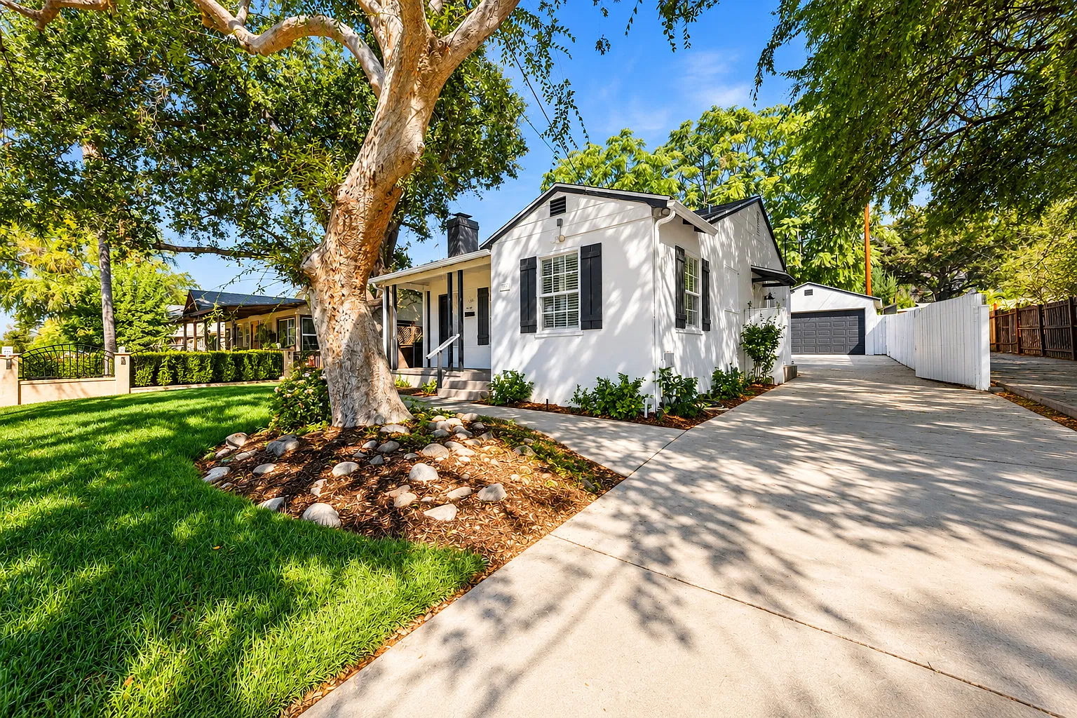 167 Mountain View Street — Photo 1