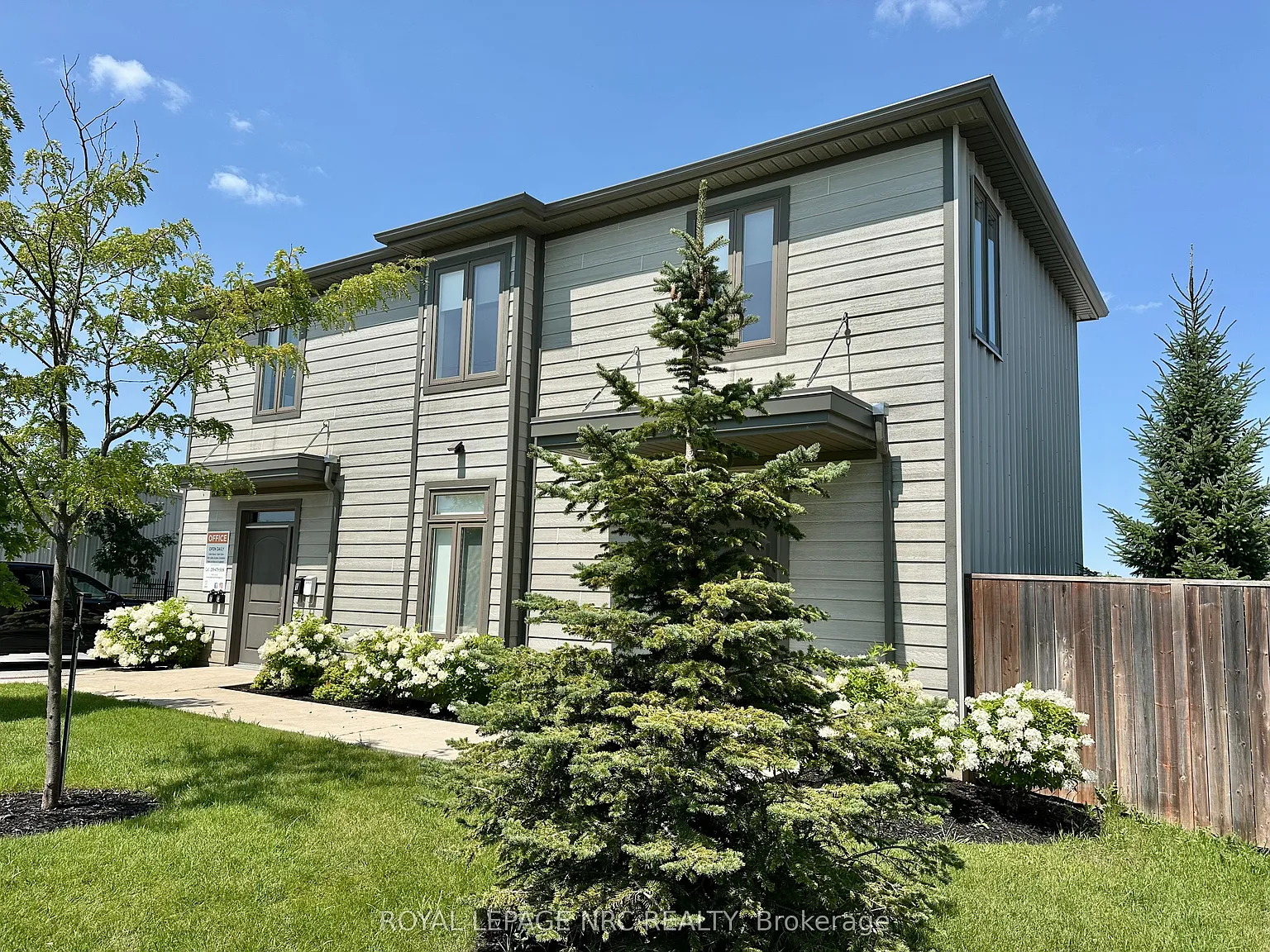 1 bed, $1,600 — Photo 2