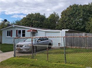 614 Station Rd, Bellport, NY 11713