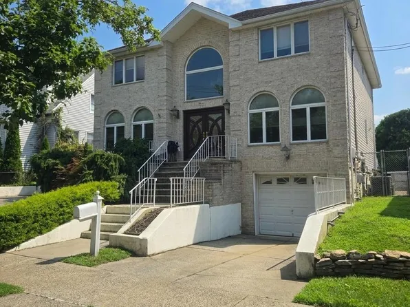 571 Rockaway St, Staten Island, NY 10307