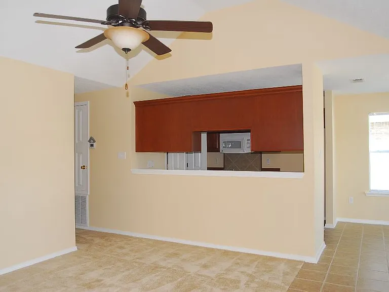 232 Lantana Blvd — Photo 6
