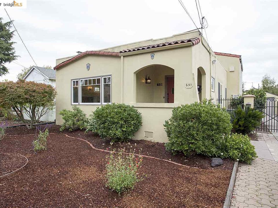2nd image of 651 Durant Ave