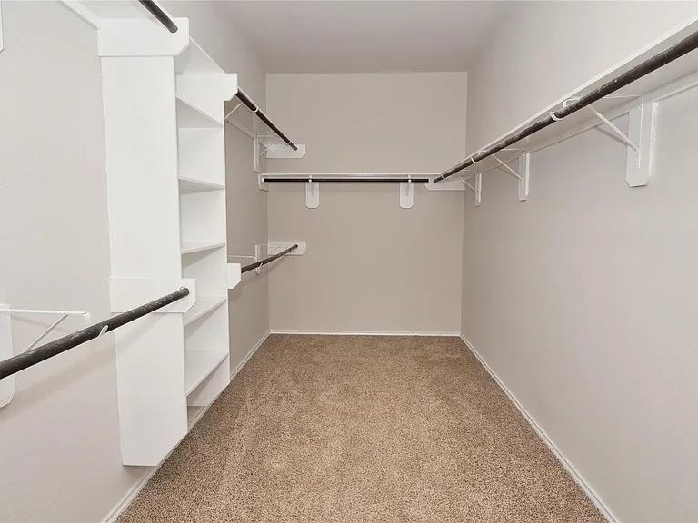 4427 Aversa Dr — Photo 16