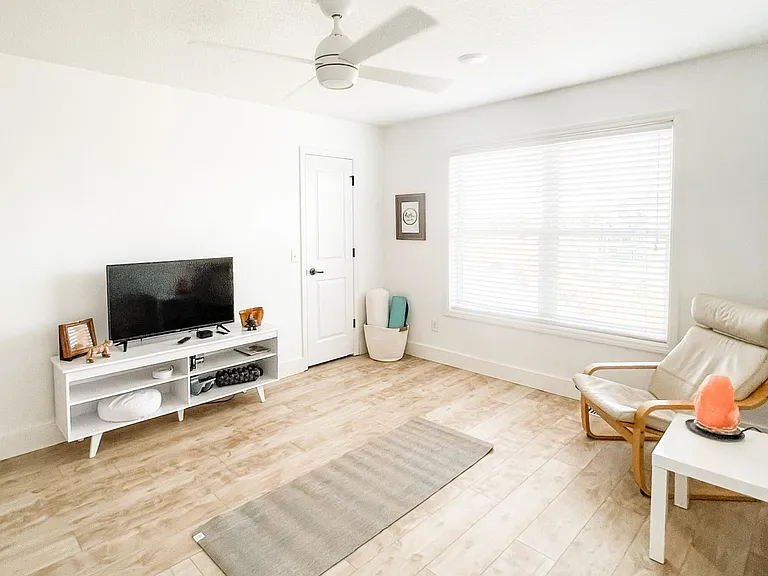 Upstair flex space. Can be used as an office, exercise, tv space + homework area!