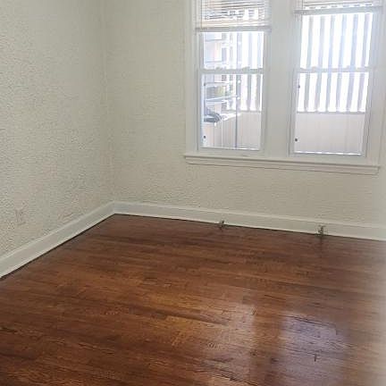 4th image of 1639 Holbrook St NE APT 1