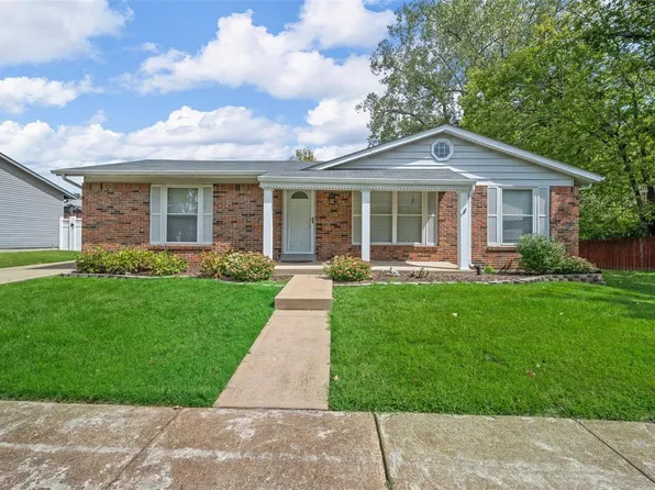 3014 Hidden Acres Ct, Saint Louis, MO 63125