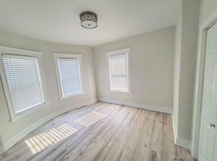 233 East St #1, Dedham, MA 02026