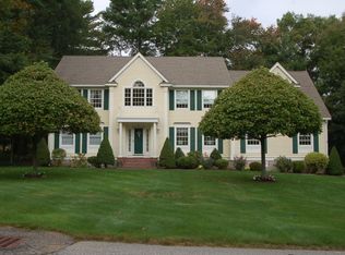 19 Westridge Dr, Hampton, NH 03842