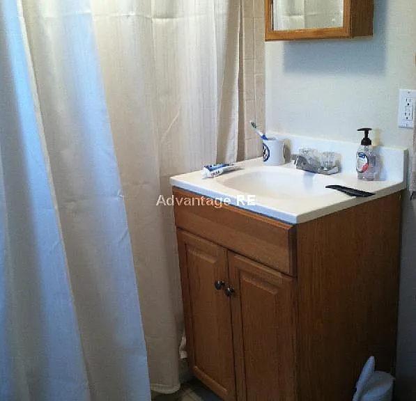 47 Union St #1 — Photo 40