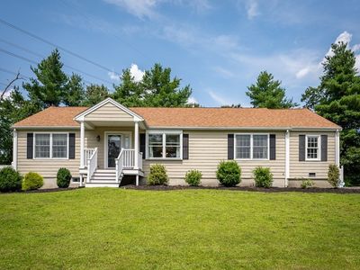 430 Weymouth St, Holbrook, MA, 02343