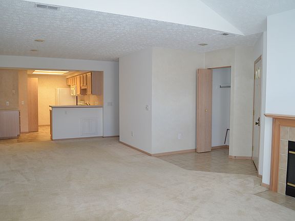 4th image of 237 Windemere Pl