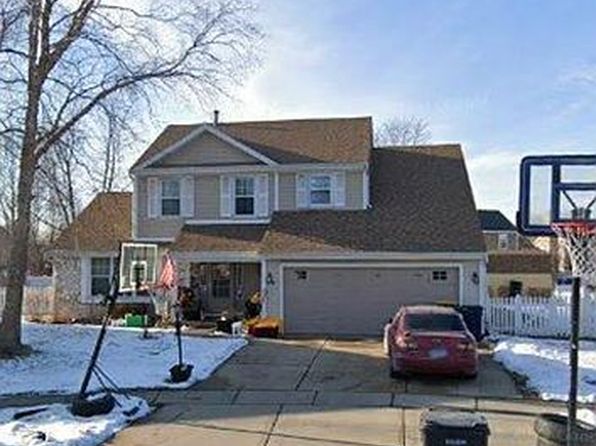 6 Clearwater Ct