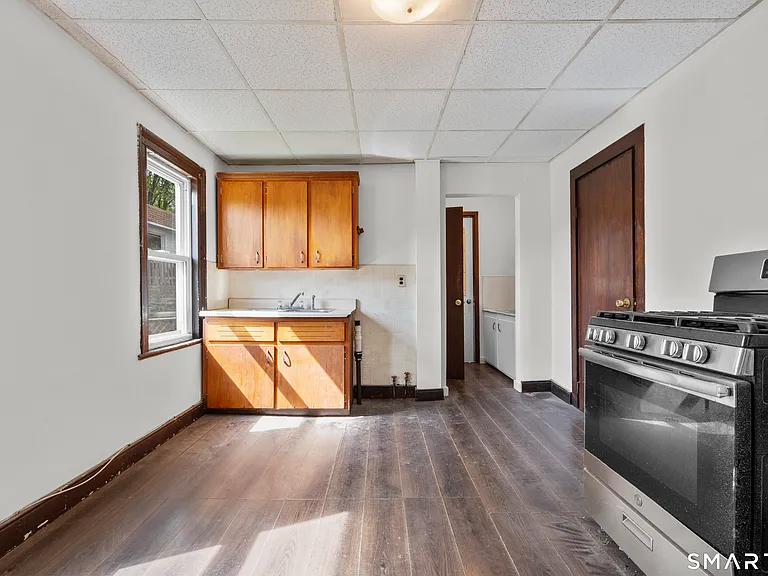 48 Anderson St #3 — Photo 2
