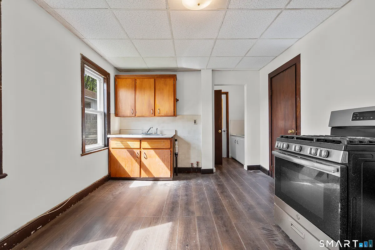Photo 2 of 9 - 48 Anderson St #3 - Naugatuck, CT Building Photo - 48 Anderson St #3