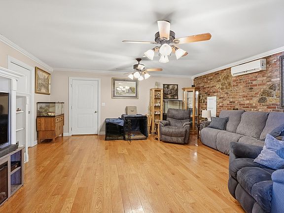 5th image of 139 Beeny Rd