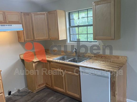 4th image of 306 James St APT B