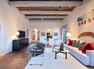 10 Plazuela Intimo, Santa Fe, NM 87506