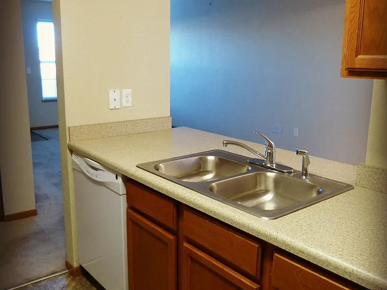 16 Osterhout Dr — Photo 9