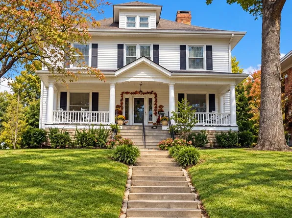 317 W Main St, Mount Sterling, KY 40353