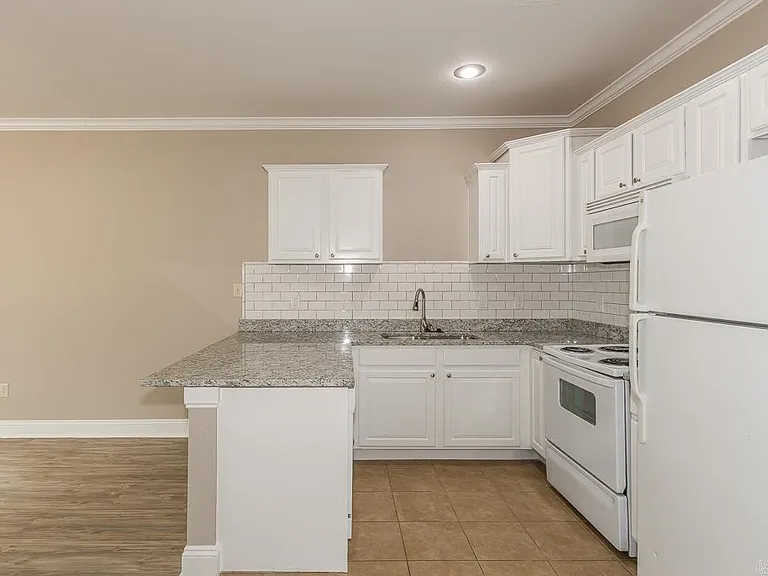 1224 Sadie Dr #1 — Photo 10