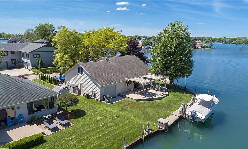 499 Willard Ave, Algonac, MI 48001 Zillow