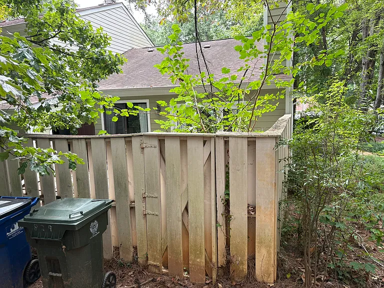 829 Green Ridge Dr — Photo 3