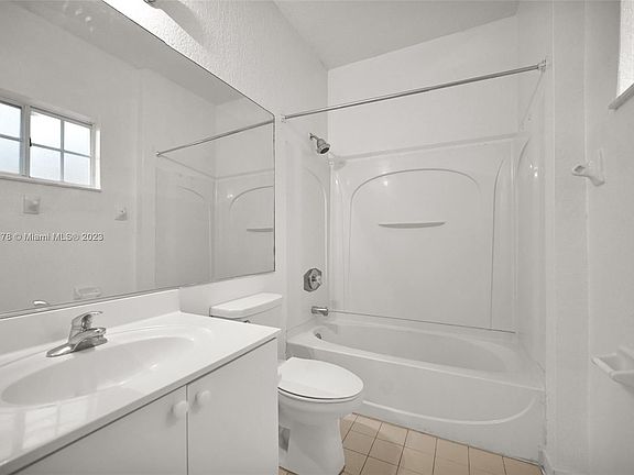 4th image of 6900 NW 179th St #1041