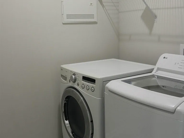 661 Tiger Trl — Photo 12