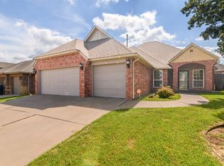 11805 Gwendolyn Ln, Oklahoma City, OK 73131