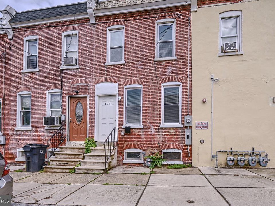 1st image of 123 Delamore Pl