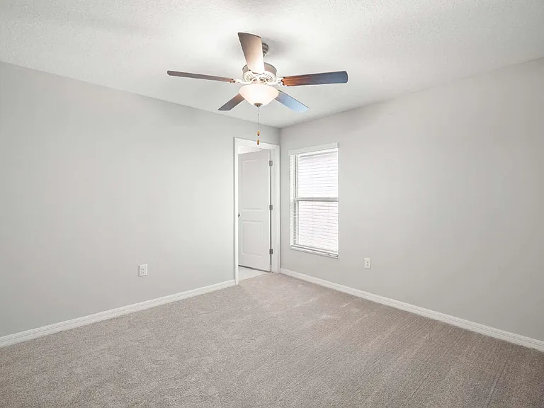 16612 Carlton Pond St — Photo 20