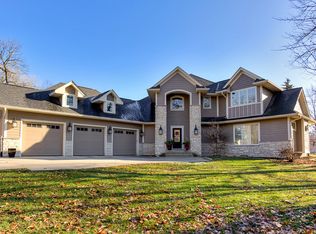 4901 Waterbury Rd, Des Moines, IA 50312