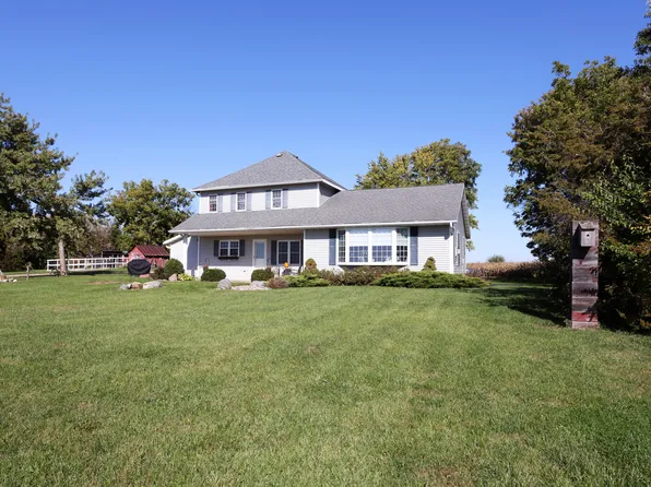 391 220th St, Ogden, IA 50212