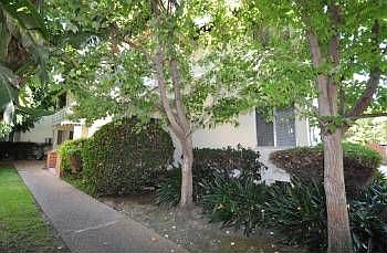 2nd image of 11038 La Maida St