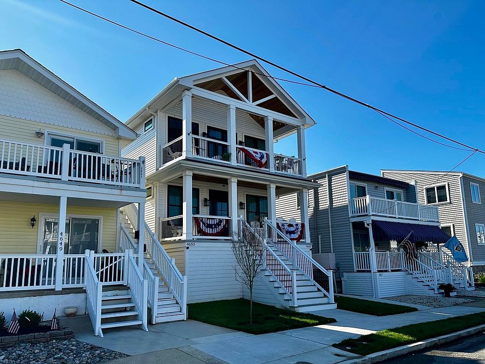 2nd image of 426 West Ave #2