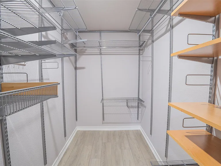8200 Neely Dr #209 — Photo 11