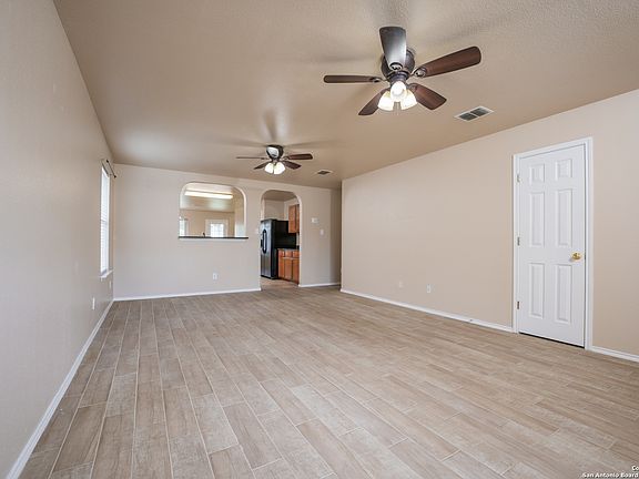 3rd image of 10403 ARTESIA WELLS