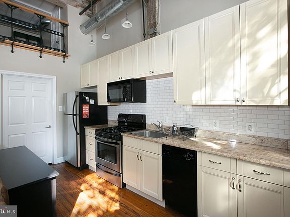 5th image of 1100 Shackamaxon St APT 1A