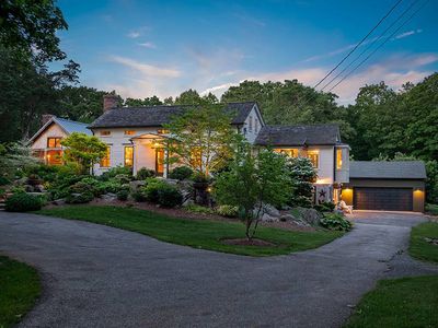 73 Boggs Hill Rd, Newtown, CT, 06470