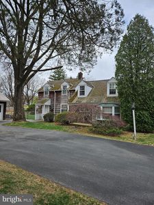 355 W Moreland Ave, Hatboro, PA, 19040